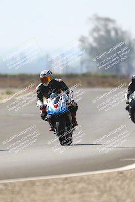 media/Sep-20-2025-TrackDaz (Sat) [[27f0cde673]]/B Group/220pm (Turn 9)/